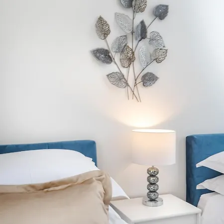 Daire Penthouse With Terrace And Hot Tub - Ivan Split