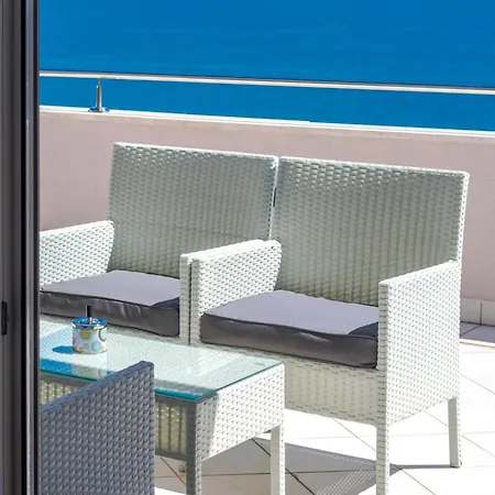 Penthouse With Terrace And Hot Tub - Ivan * Split