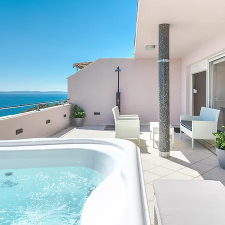 Daire Penthouse With Terrace And Hot Tub - Ivan Split