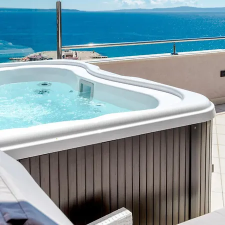 Penthouse With Terrace And Hot Tub - Ivan Apartman Split